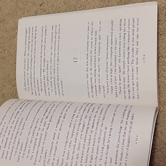 7 Roald Dahl Paperback Books - Picture 13 of 15